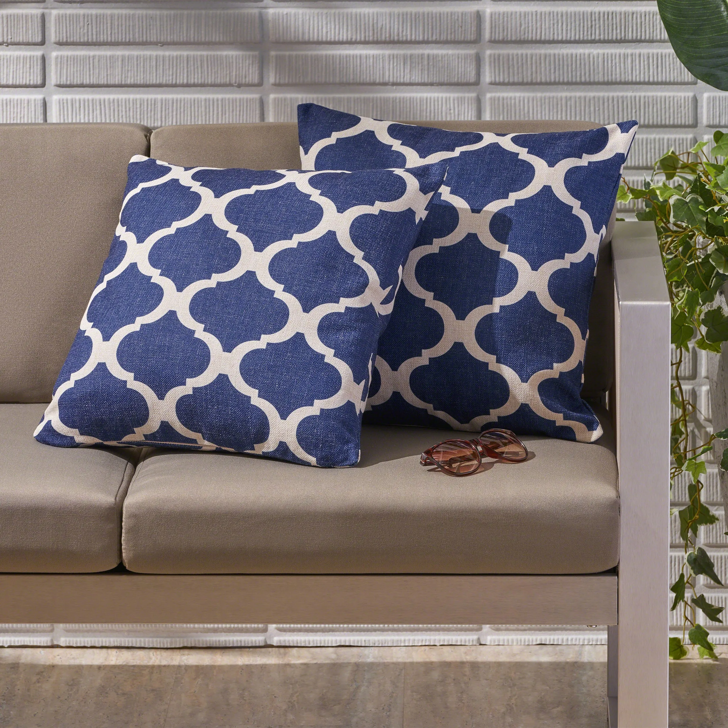 Amelia Outdoor 18" Water Resistant Square Pillows (Set of 2)