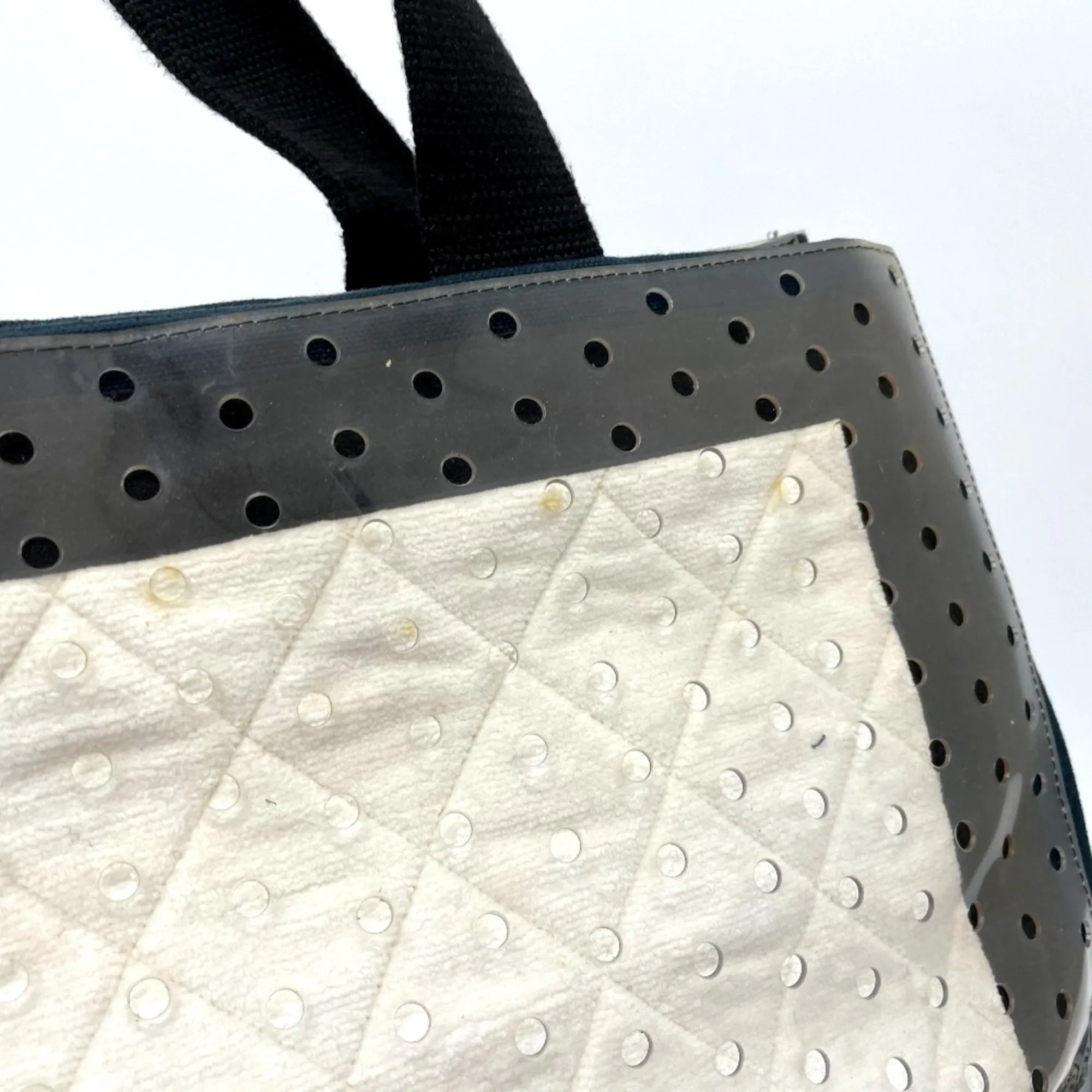 Chanel A46096 Sports bag fabric Tote Bag Navy