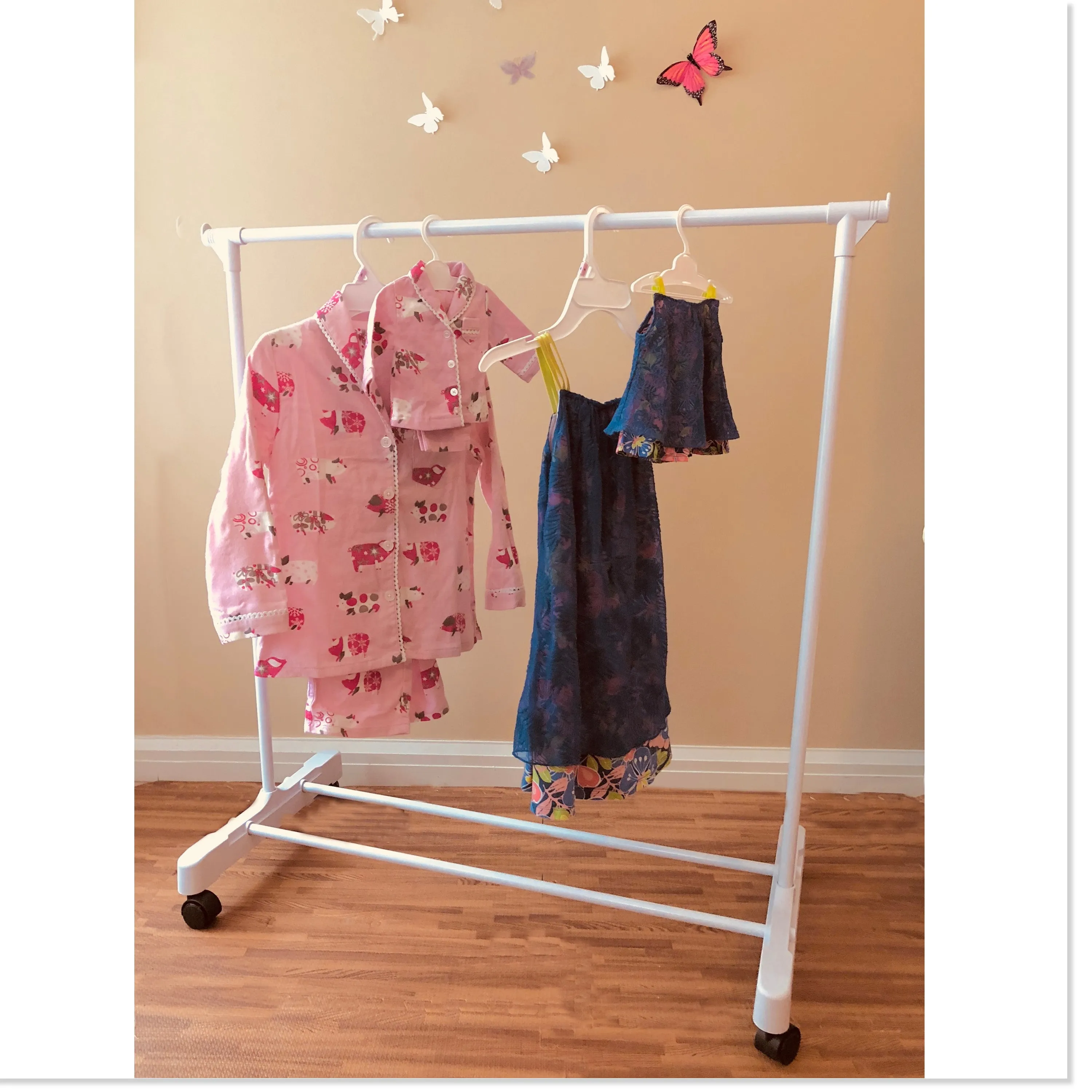 Children's Garment Rack™ - New Rolling Feature (Includes 10 Velvet Hangers)